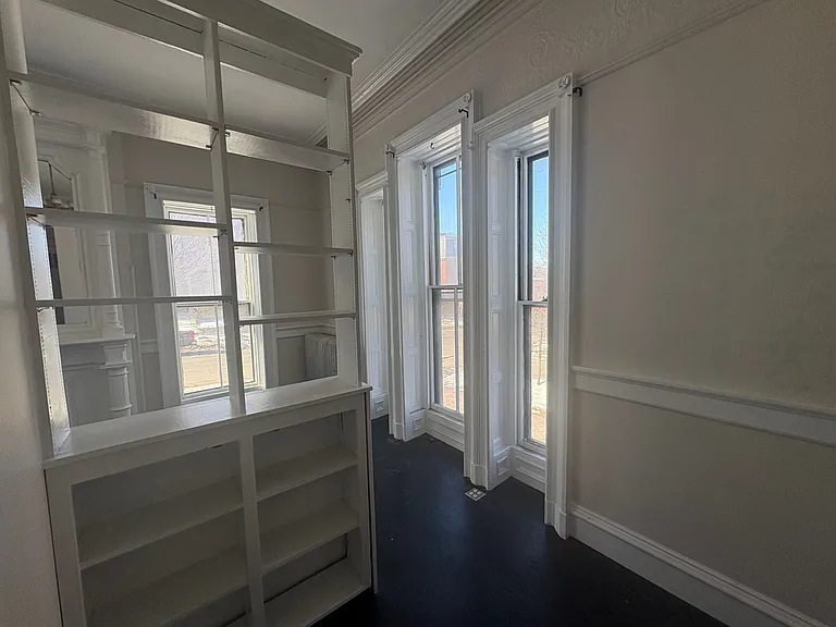 32 Deering St — Photo 12