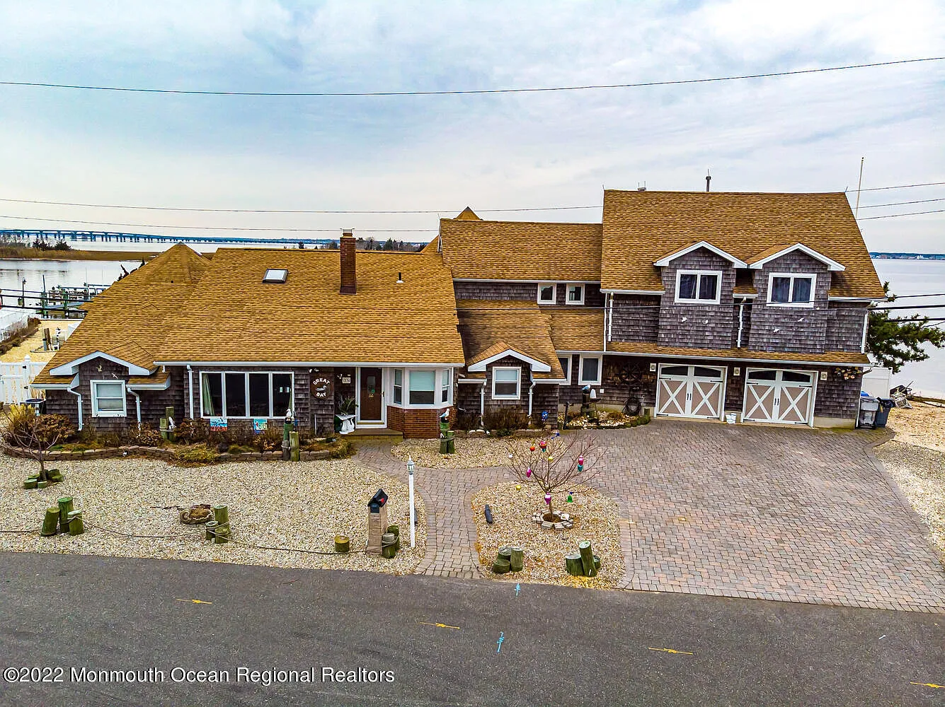 4 bed, 5.5 bath, 4591 sqft, $14,000 — Photo 3