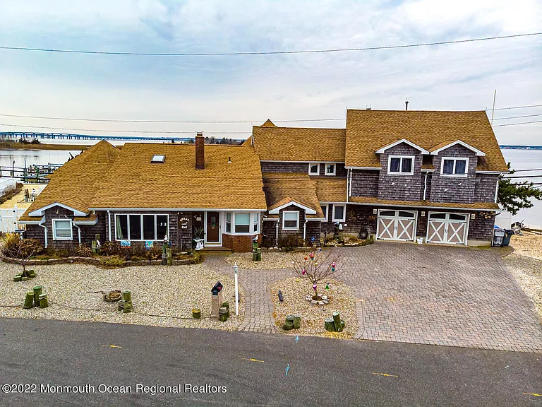 23 Harborside Dr W — Photo 3