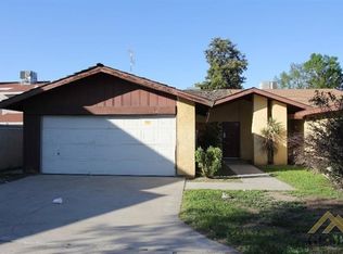4616 Parkwood Ct, Bakersfield, CA 93309