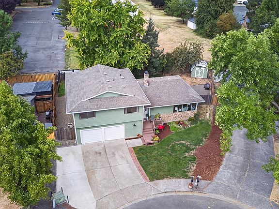 2nd image of 2261 SW 195th Ave