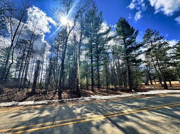  RIVER DRIVE, Menominee, MI 49858