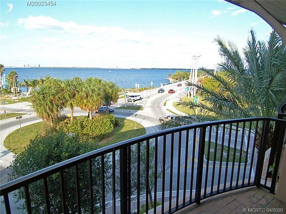 3rd image of 3740 NE Indian River Dr