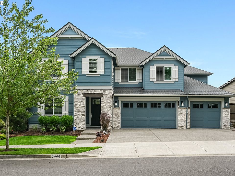 1st image of 1644 NW Rolling Hills Dr