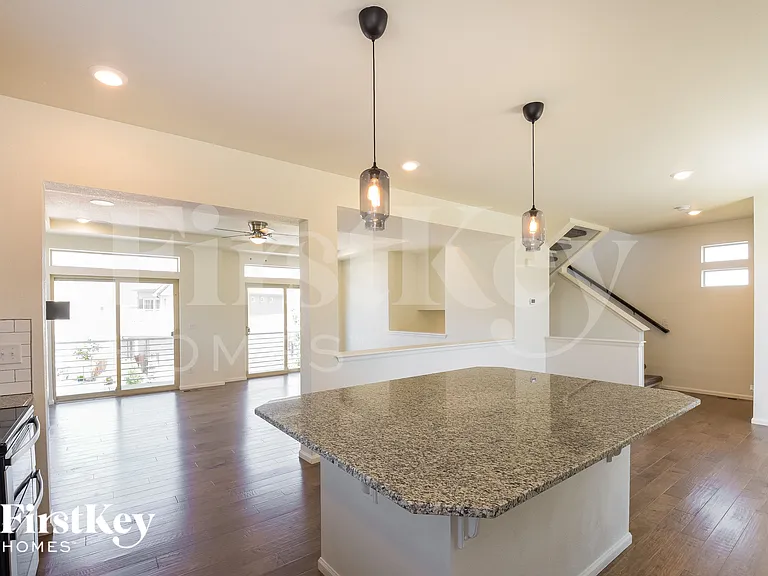10532 Truckee St — Photo 8