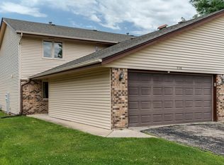 758 Tulip Ln, Rockford, IL 61107