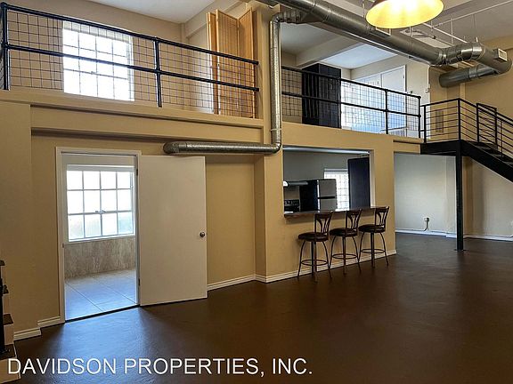 3rd image of 601 N Alamo St #102