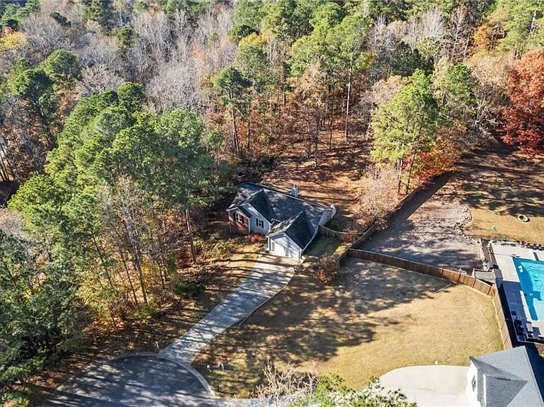 405 Christopher Ln — Photo 29