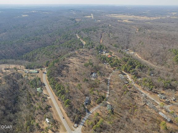 4th image of 4.5 +/- Ac E State Highway 90