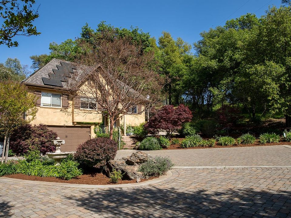 1st image of 470 Keena Dr