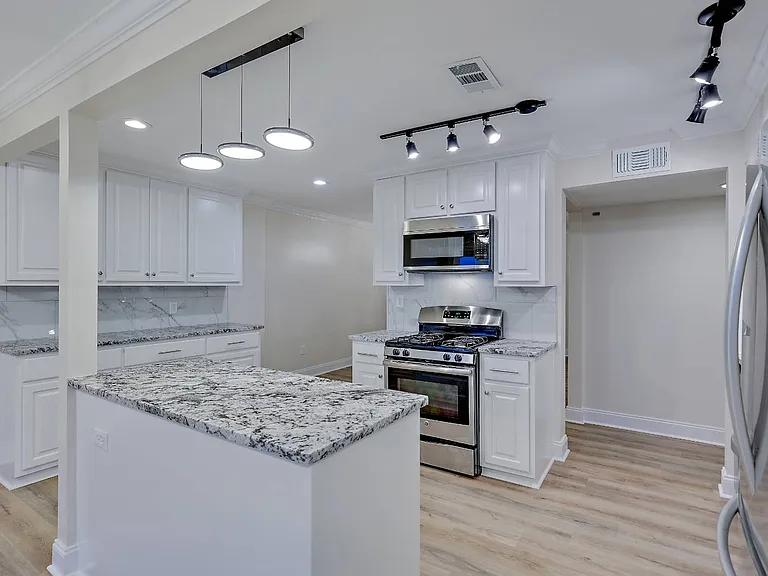 11 Lake Barnett Dr — Photo 8