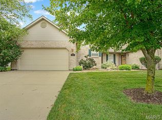 4574 Elk Meadows Ln, Smithton, IL 62285
