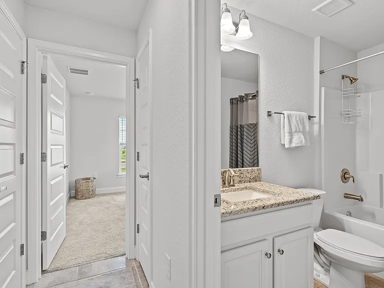 249 Rotonda Blvd W — Photo 9