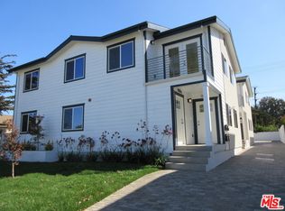 7832 Flight Ave, Los Angeles, CA 90045