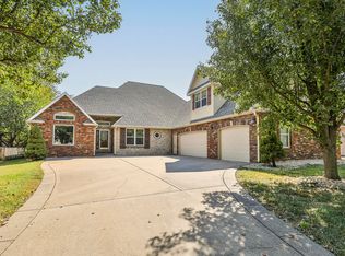 2406 W Dearborn St, Springfield, MO 65807