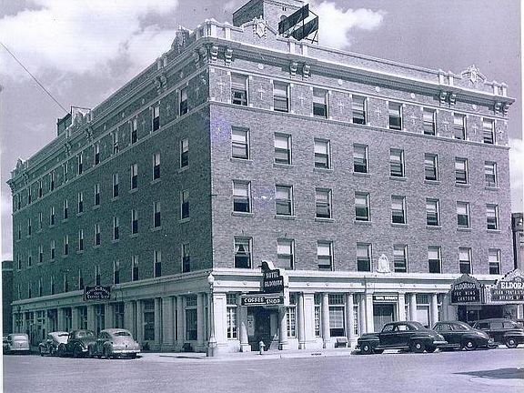 3rd image of 200 S Main St #101