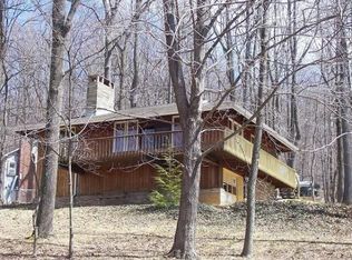 1042 Newberry Rd, Addison, PA 15411