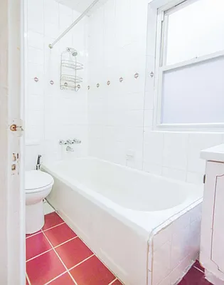 Rented by Kahen Properties | media 19