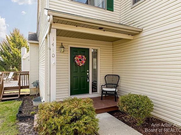 3rd image of 1410 Patricia Ave