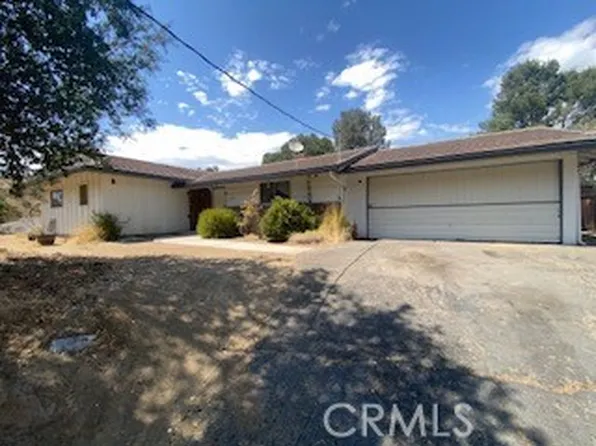 10439 Ditson St, Sunland, CA 91040