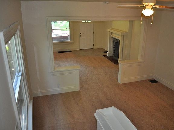4th image of 112 Rockwood Ave