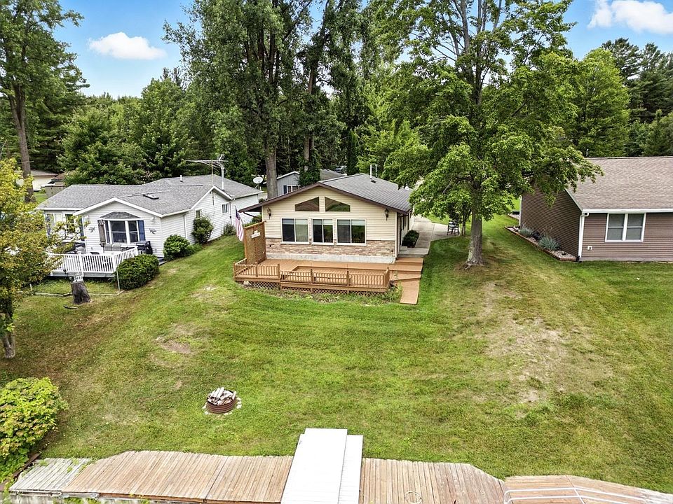 1st image of 783 Quillette St
