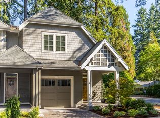 4401 Oakridge Rd, Lake Oswego, OR 97035