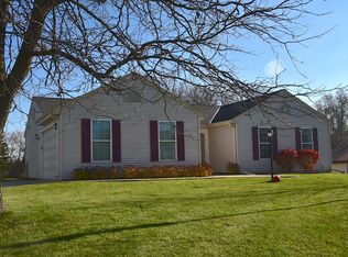 W282N7380 Main St, Hartland, WI 53029