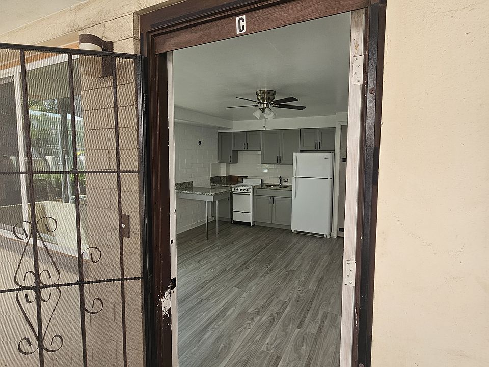 1st image of 1420 Ward Ave APT C