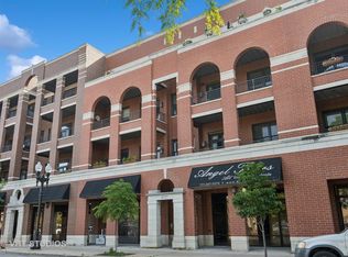 4727 N Clark St APT 2S, Chicago, IL 60640