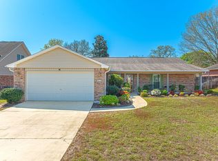 415 Whirlaway Ct, Crestview, FL 32539