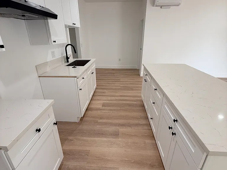 3202 Wolfe St #1 — Photo 6