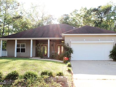 2813 Hickory Ln, Ocean Springs, MS, 39564