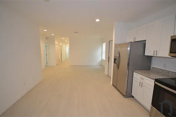 3306 Bassie Ct — Photo 5