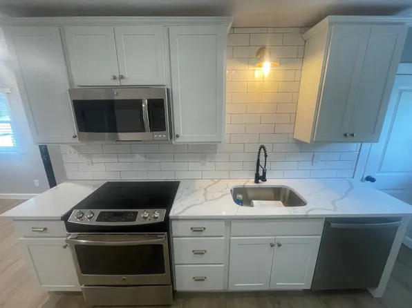 2 Strebor Road, 2 Strebor Rd Floor 2, Sparrows Pt, MD 21219