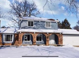 1121 Hollyhock Dr, Grand Blanc, MI 48439