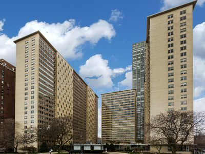 3950 N Lake Shore Dr APT 1304, Chicago, IL, 60613