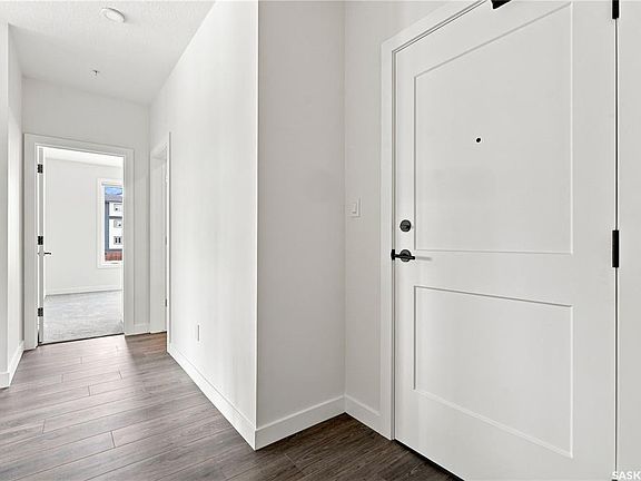 5th image of UNIT 216-3589 Evans COURT