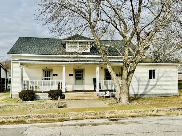 303 Jefferson Ave E, Carthage, TN 37030