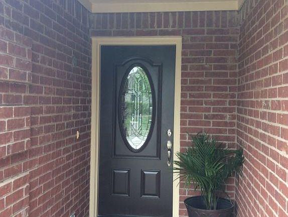 2nd image of 694 Montana Ct N