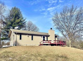 9914 Akron Ave, Almond, WI 54909
