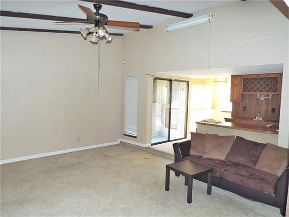 2nd image of 2606 Silverdale Ln