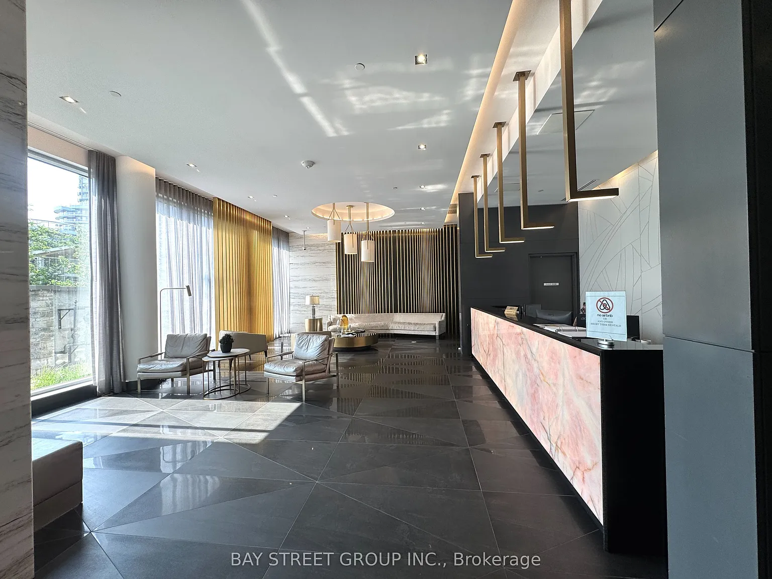 2 bed, $2,495 — Photo 4
