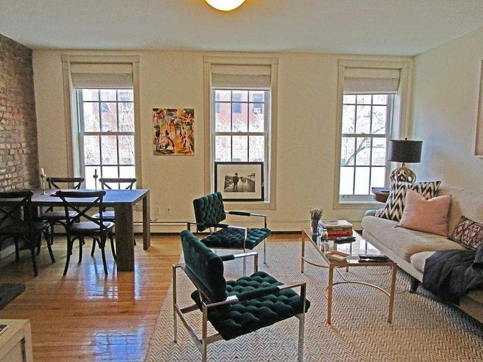 1st image of 619 Hudson St #2