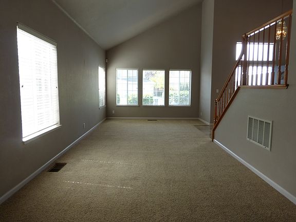 3rd image of 3514 Glen Ellen Dr