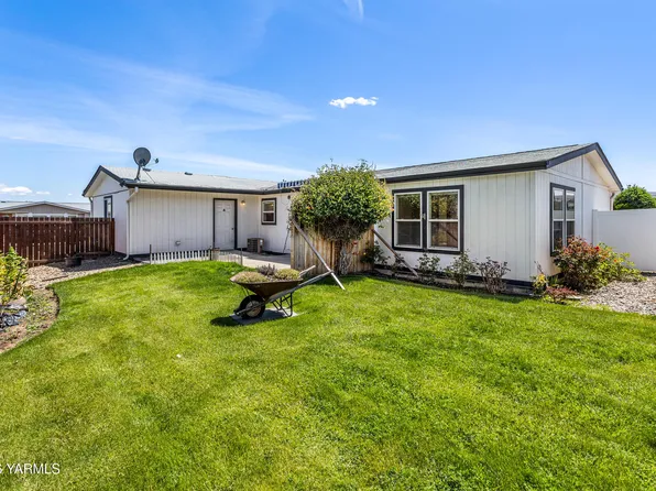 1720 S 71st Ave, Yakima, WA 98908