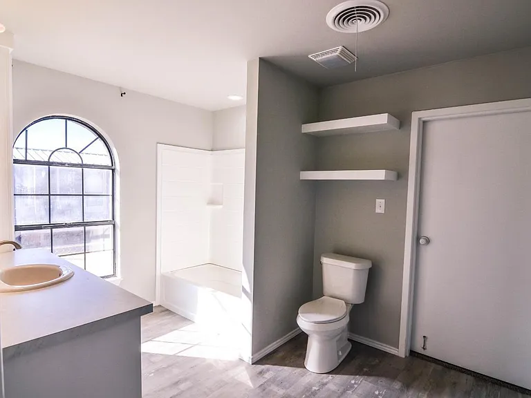 327 Hiracheta Dr — Photo 16