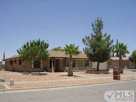 2nd image of 10715 Alcazar Ct