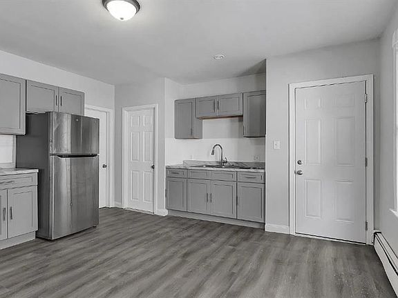 2nd image of 52 Bellevue Ave #1