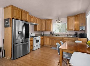 7516 Valaria Dr, Highland, CA 92346